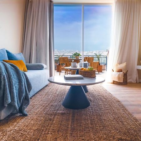 Hotel Wellclub - Wellness Family Experience - Seaview à Paphos Extérieur photo